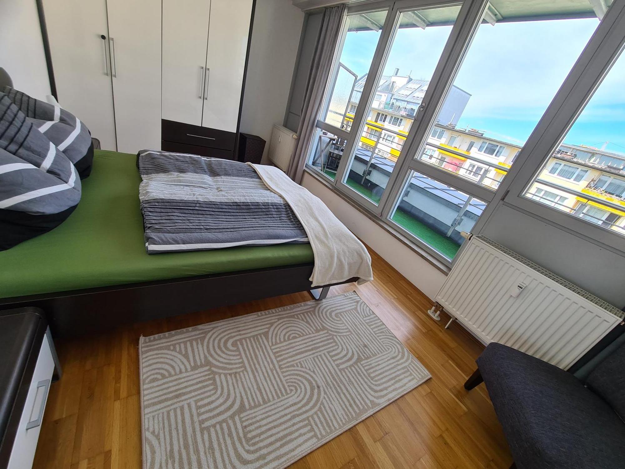 Ridler Theresienwiese, Parking & Rooftop Terraces 2 Room Munique Exterior foto